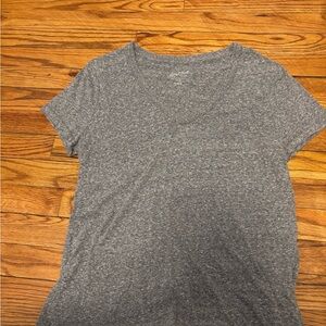 Women's Gray Short Sleeve V-Neck Tee
